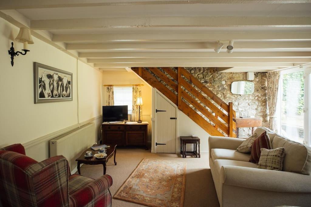Dairy Cottage At Scolton Cottages - Indoor Pool Haverfordwest Exterior photo
